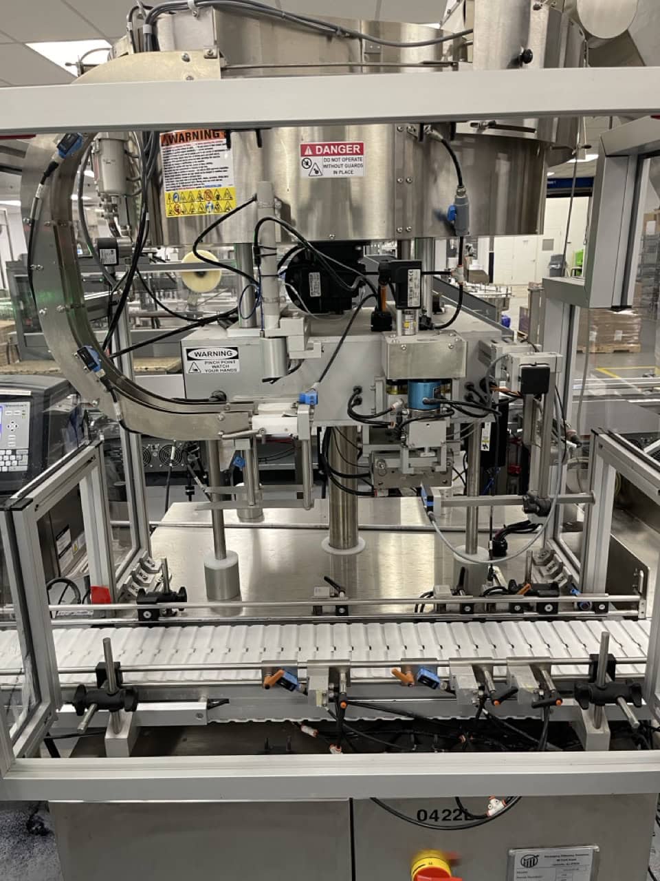 Packaging Efficiency Solutions Orienter/Snap Capping Machine & Kaps-All FS-B Incline Conveyor, 2020 - Image 2