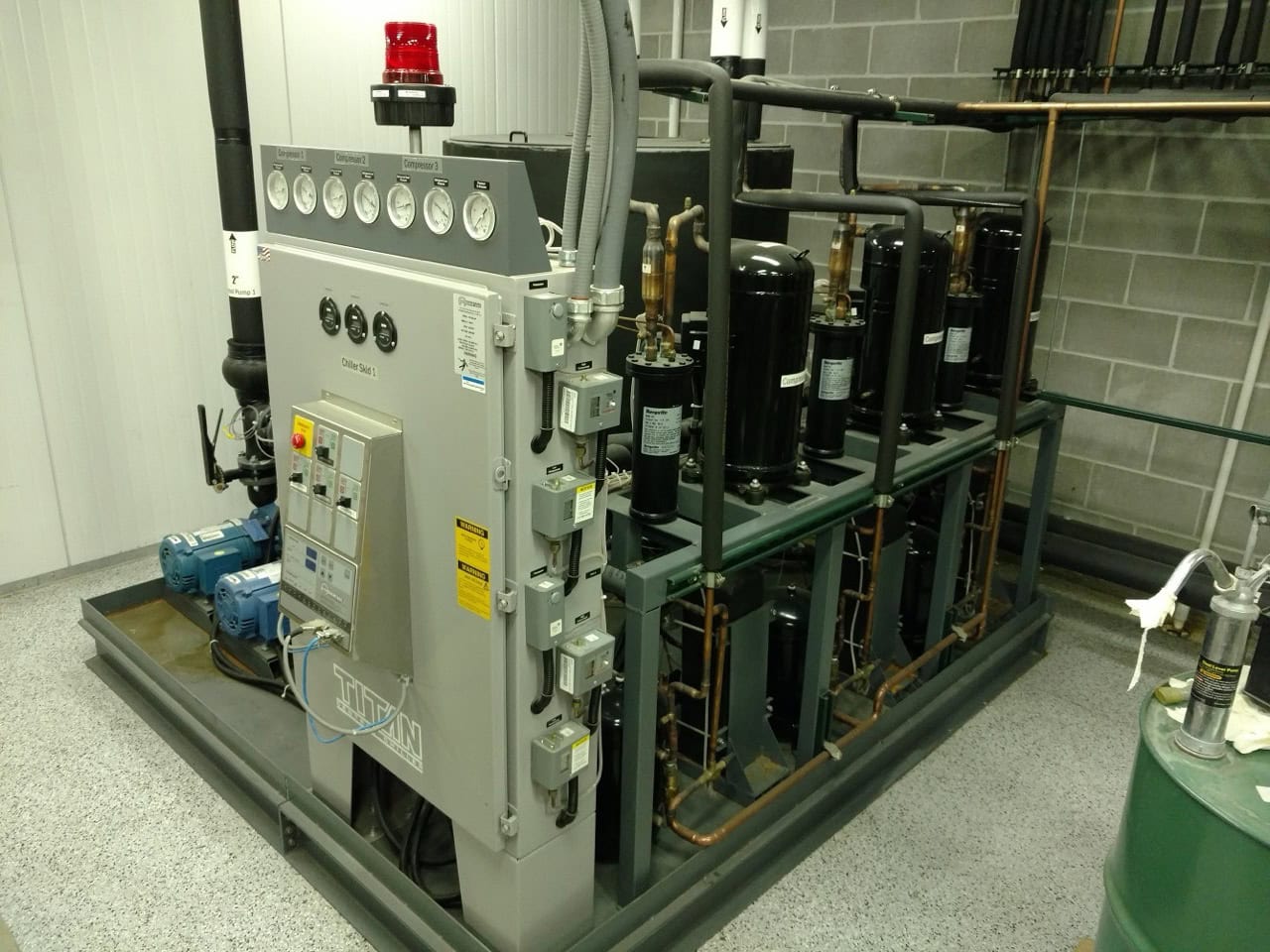 50 Ton Advantage Chiller System Model TIP-30A-SP, 2012 - Image 3