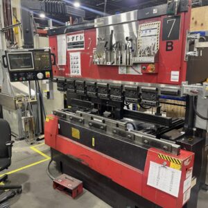 50 Ton x 6.5' Amada 5020FS Hydraulic Press Brake, 1998 - Amada NC9-FS Control