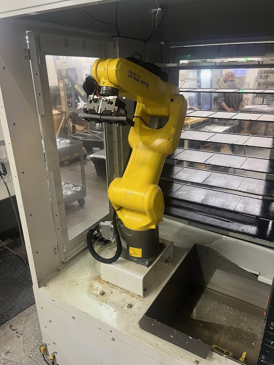 AWR VBX-160 Robot Load & Go System, 2023 - Fanuc LR Mate 200iD/7L Robot - Image 3