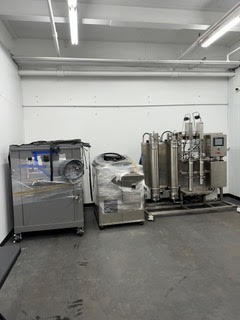 IES ISO-CDMH.20.2X.2F 40 L CO2 Extractor, 2019 - Equipped with New Chiller