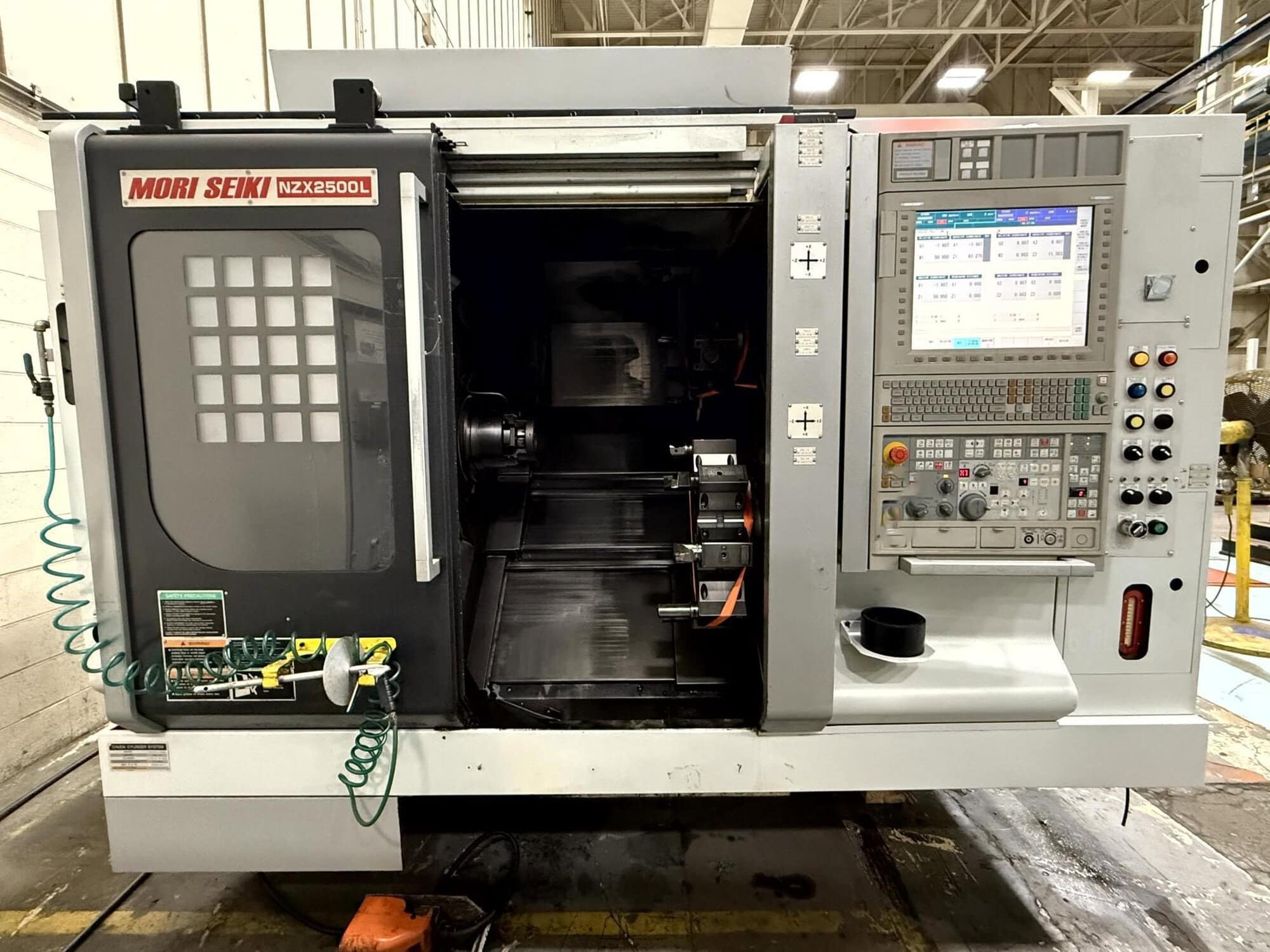 Mori Seiki NZX2500/600L Twin Turret CNC Lathe, 2012 - Tooling, Chip Conveyor