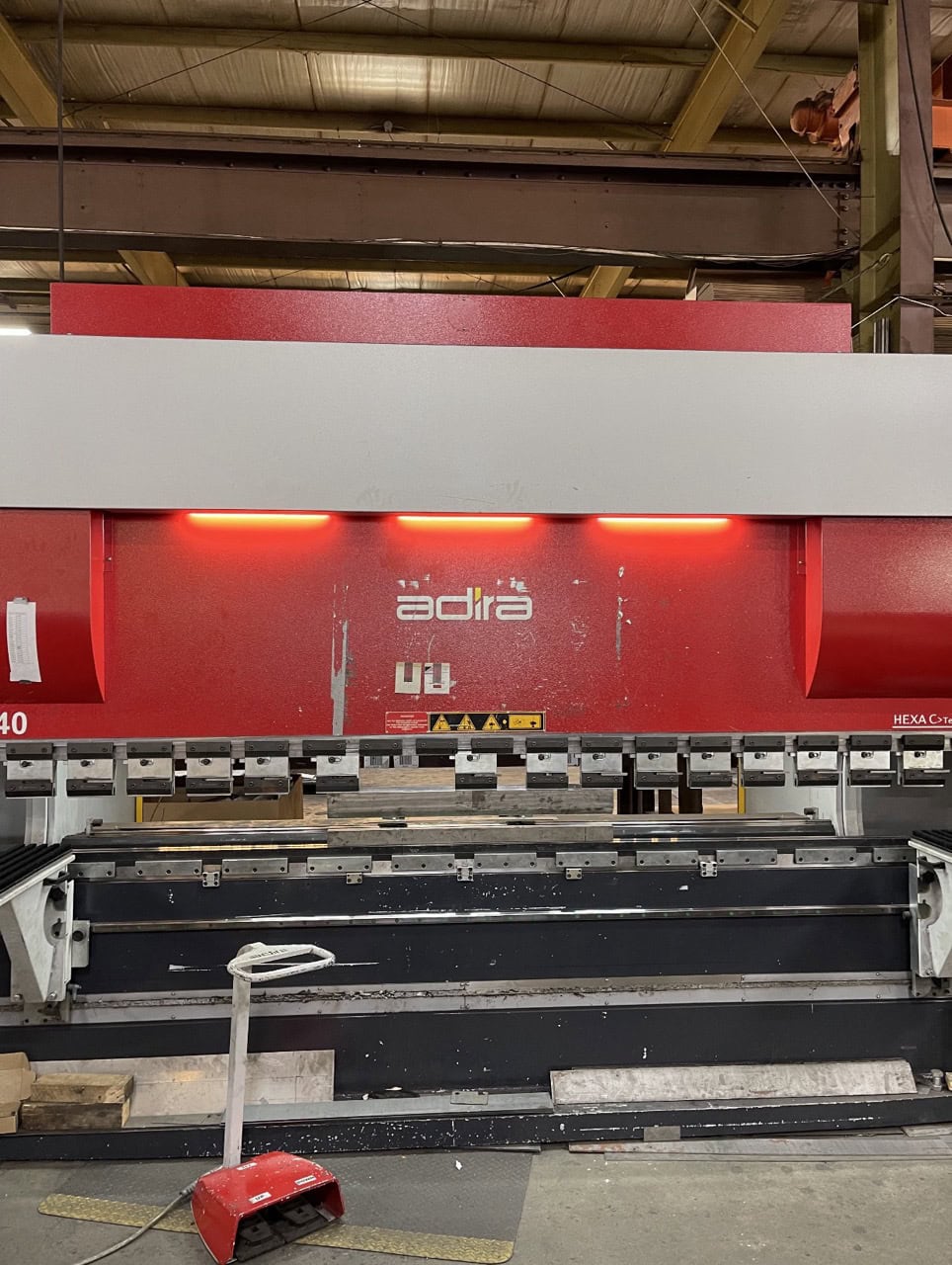 242 Ton x 13' ADIRA Press Brake PA22040, 2021 - Tooling Included - Image 2