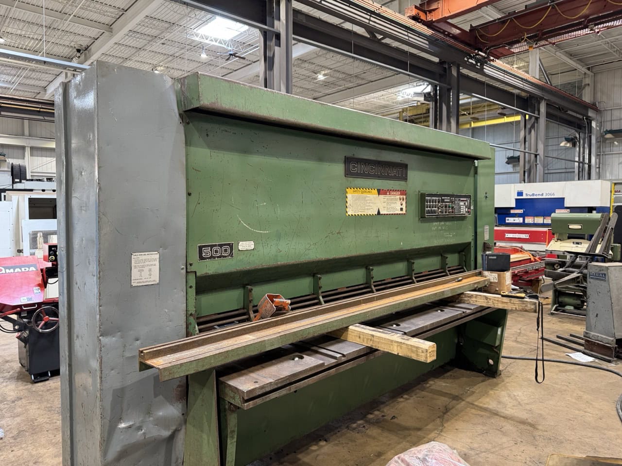 1/2" x 10' Cincinnati Model 500HS-10 Hydraulic Power Squaring Shear, 1990 - Image 2
