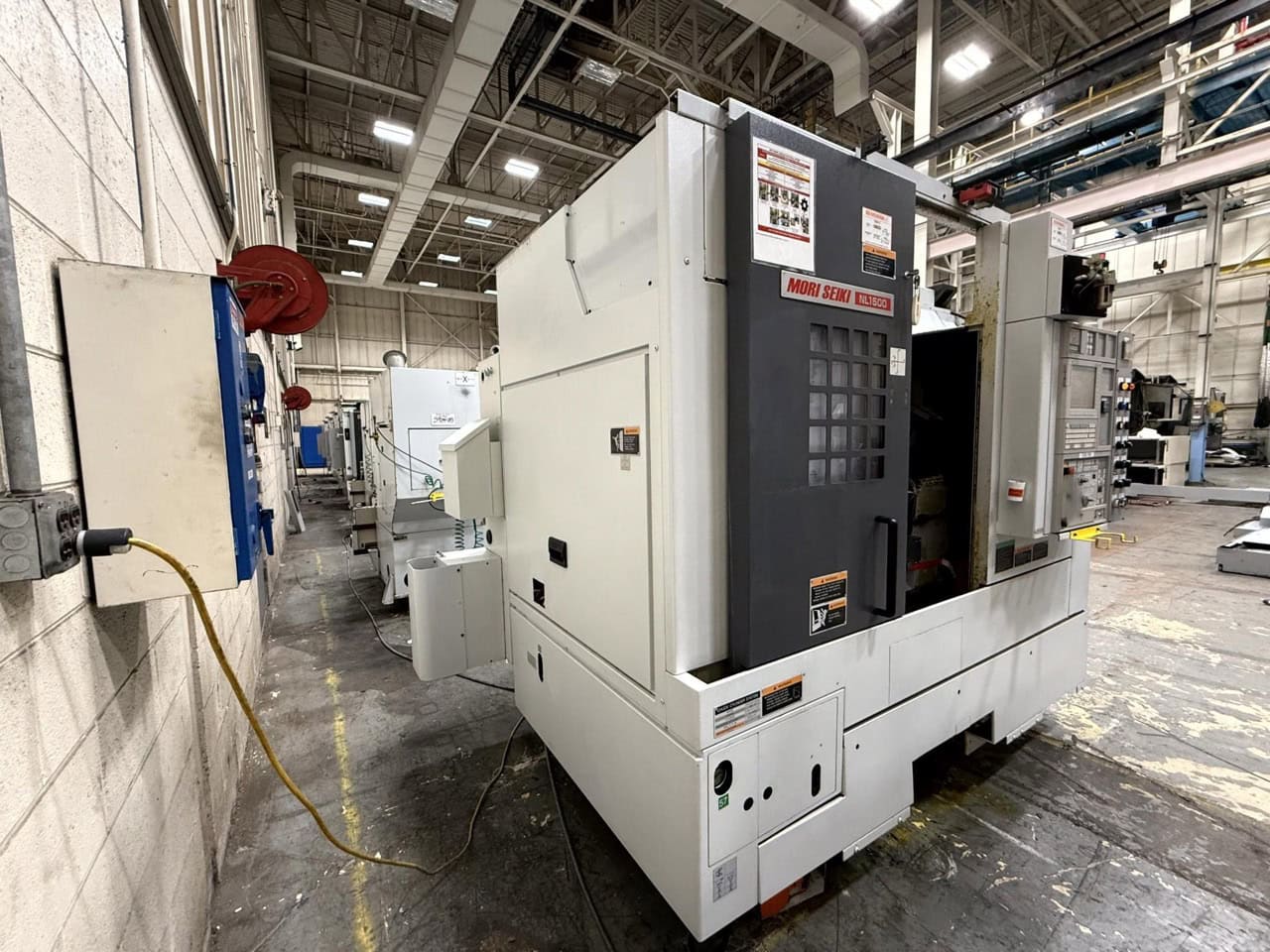 Mori Seiki NL1500MC/500 CNC Lathe, 2012 -Chip Conveyor, Tooling - Image 2