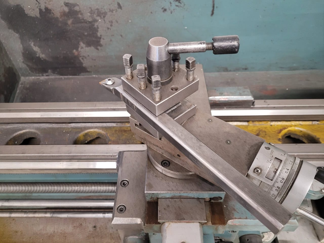 13" x 40" Victor 1340GHE Engine Lathe - Tailstock - Image 10