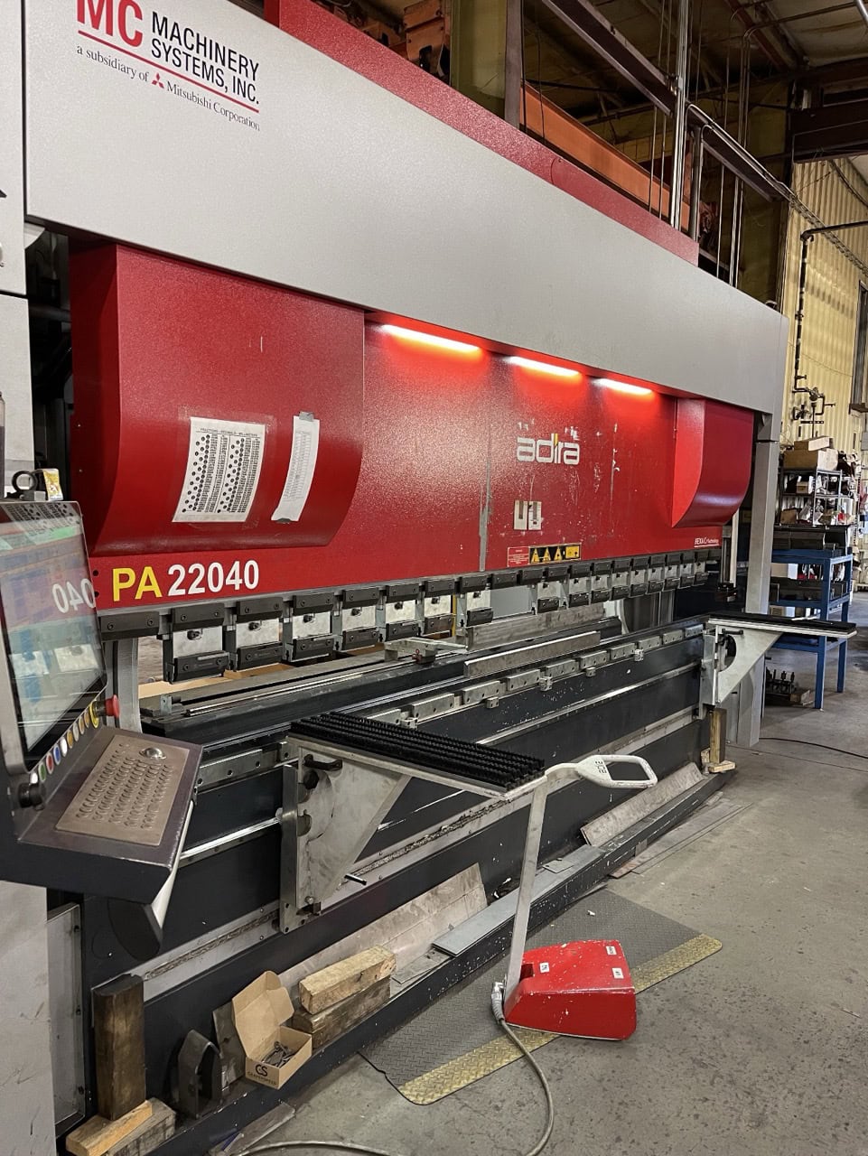 242 Ton x 13' ADIRA Press Brake PA22040, 2021 - Tooling Included - Image 3