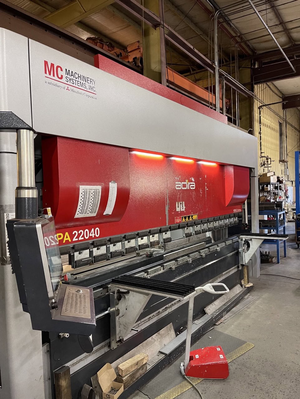242 Ton x 13' ADIRA Press Brake PA22040, 2021 - Tooling Included - Image 4