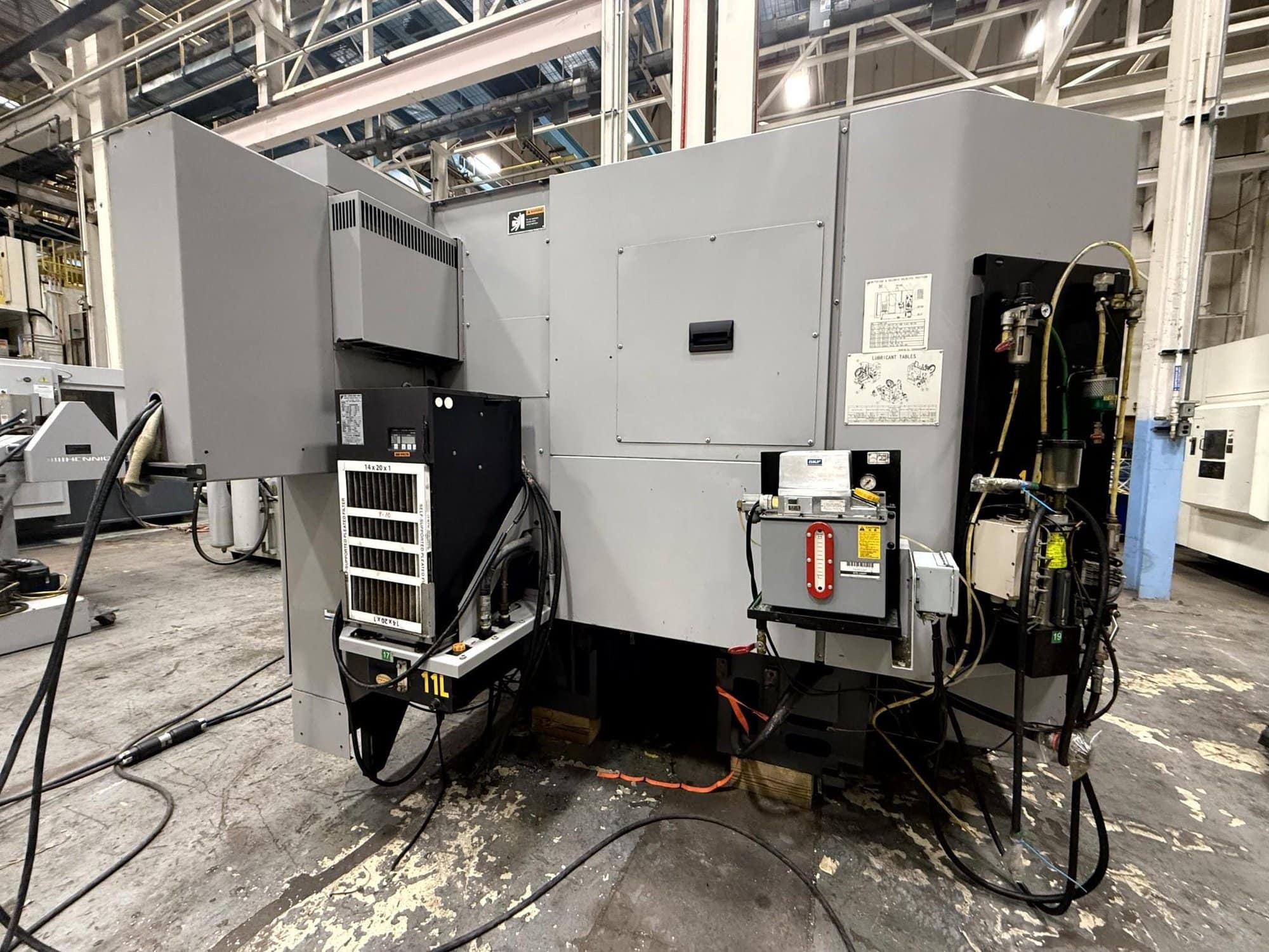 Mori Seiki NHX4000 400mm CNC HMC, 2012 - ChipBlaster Coolant Filtration System, Chip Conveyor, Tooling - Image 5