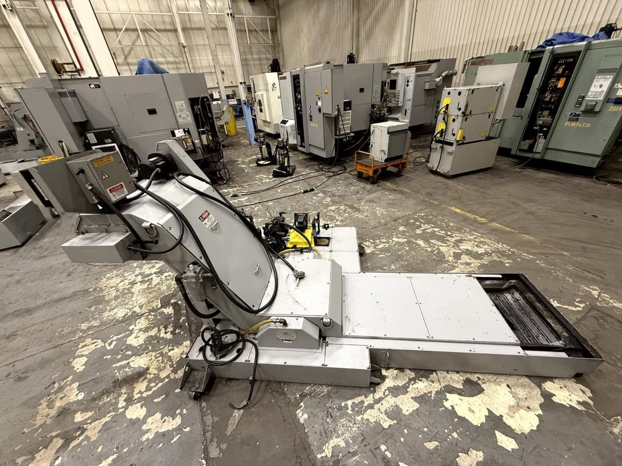 Mori Seiki NZX2500/600L Twin Turret CNC Lathe, 2012 - Chip Conveyor, Tooling - Image 8