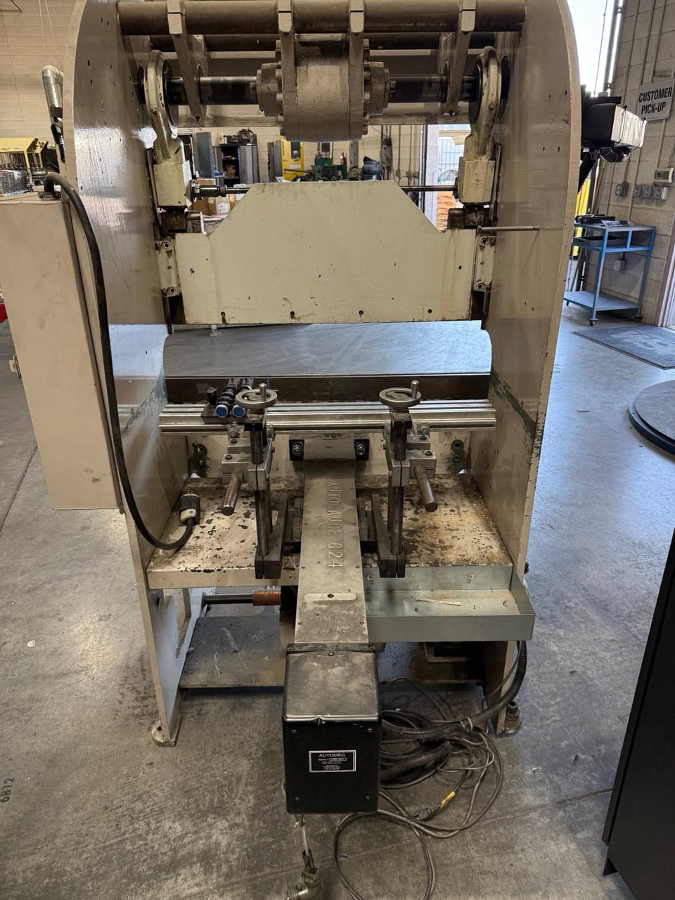 17 Ton x 4' Di-Acro 14-48-1 Hydraulic Press Brake, 1976 - Backgauge - Image 2