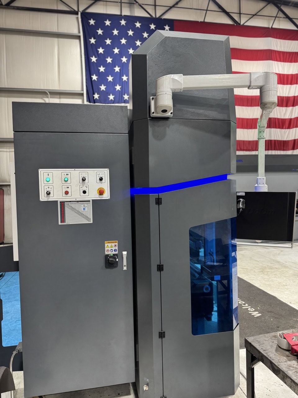150 x 10' Ton Accurl Master CNC Press Brake, 2025 - 6+1 - Image 8
