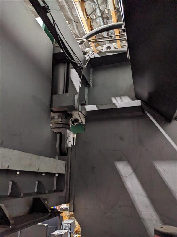 12' x 275 Ton Piranha Pro Series 2 CNC Hydraulic Press Brake, 2000 - Delem CNC Control - Image 6