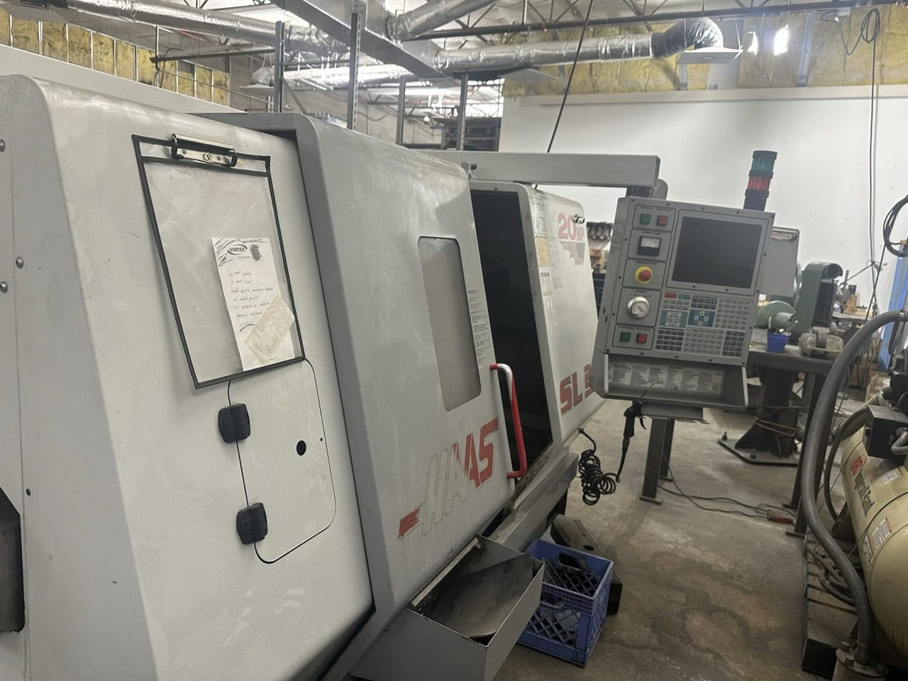 Haas SL-20 CNC Lathe, 2001 - Live Tooling, Haas Servo Bar 300 Bar Feeder - Image 2