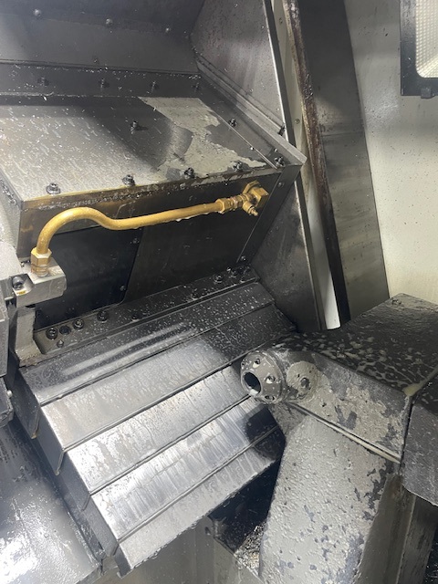Haas SL-20T CNC Lathe, 2006 - Barfeed, Chip Conveyor, - Image 3