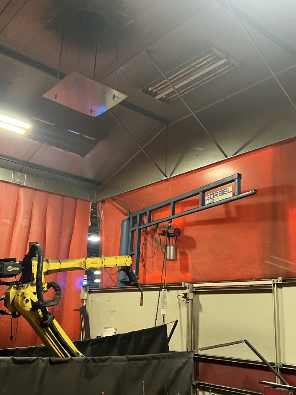 Genesis Welding Systems Robotic Welding Cell, Fanuc ArcMate 120iD 10L, 2012 - Miller Auto Axcess 300 DI Power Source - Image 3