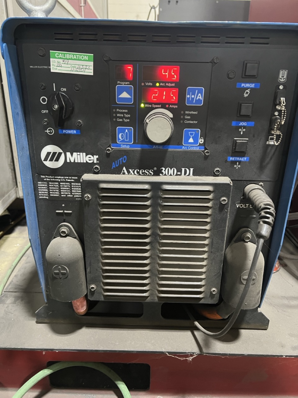 Genesis Welding Systems Robotic Welding Cell, Fanuc ArcMate 120iD 10L, 2012 - Miller Auto Axcess 300 DI Power Source (2) - Image 4