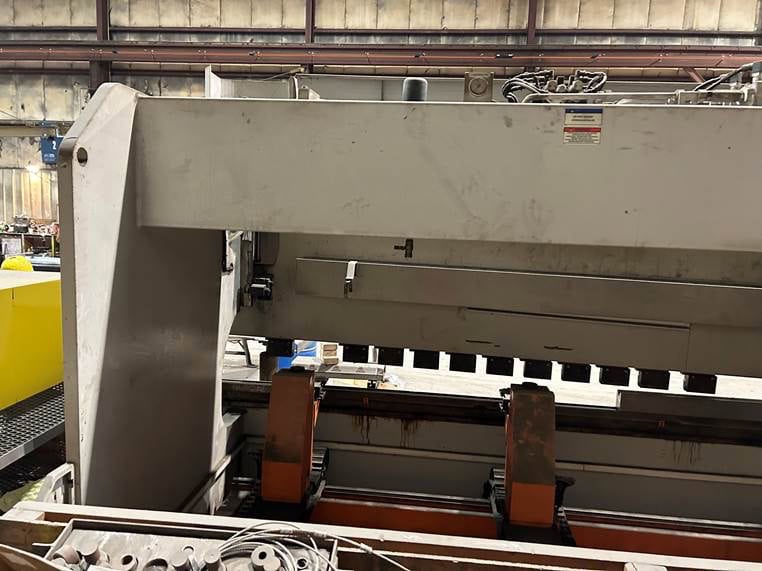193 Ton x 12' Ermak Speed Bend CNC Press Brake, 2012-6 axis back gauge - Image 5