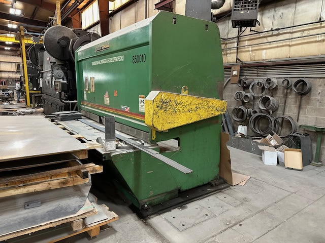 1/2" x 10' AccurShear 850010 Hydraulic Shear, 2001 - Backgauge - Image 2