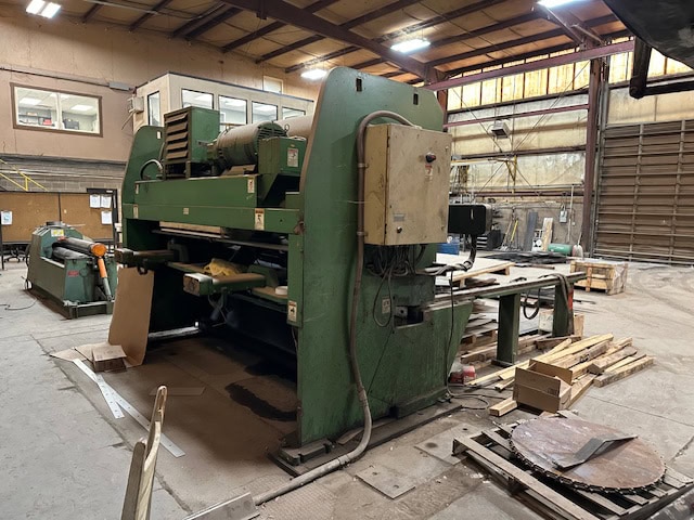 1/2" x 10' AccurShear 850010 Hydraulic Shear, 2001 - Backgauge - Image 5