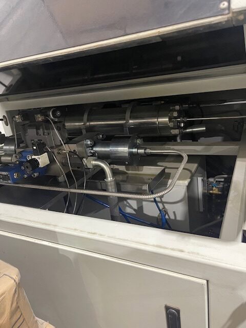 6' x 13' Accurl Max-WJ-4020L CNC Waterjet, 2020 - 60,000 PSI - Image 7
