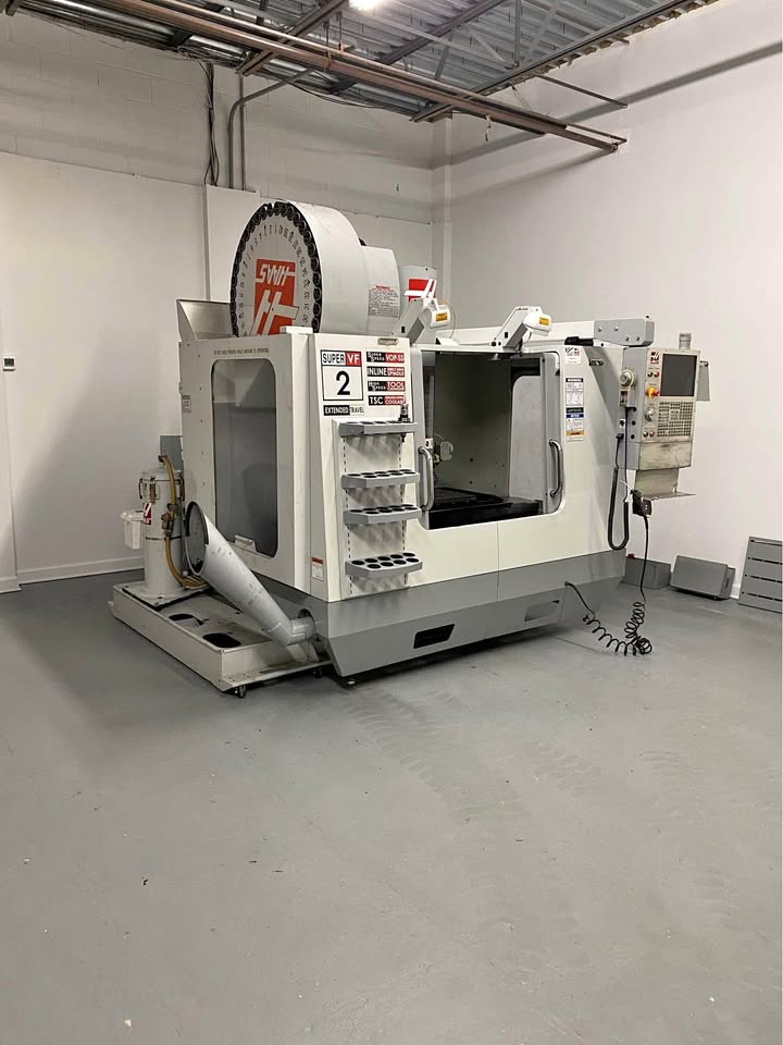 Haas VF-2SSYT VMC, 2006 - TSC, Probing, 4th & 5th Axis Ready