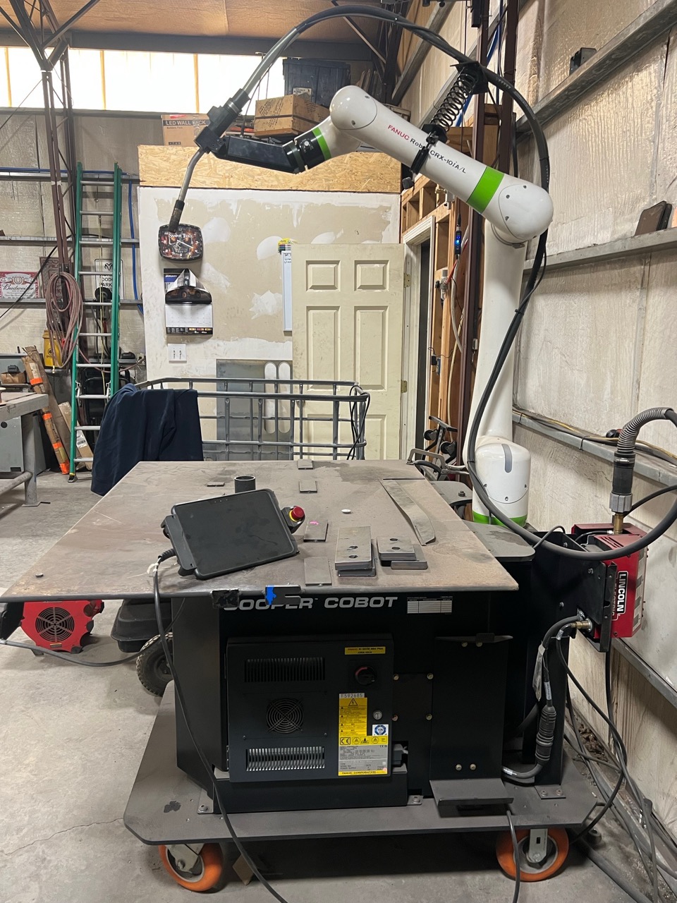Lincoln Electric Cooper Cooper Welding Cobot, 2023 - Fanuc CRX-10iA/L, Lincoln R450 PowerWave - Image 2