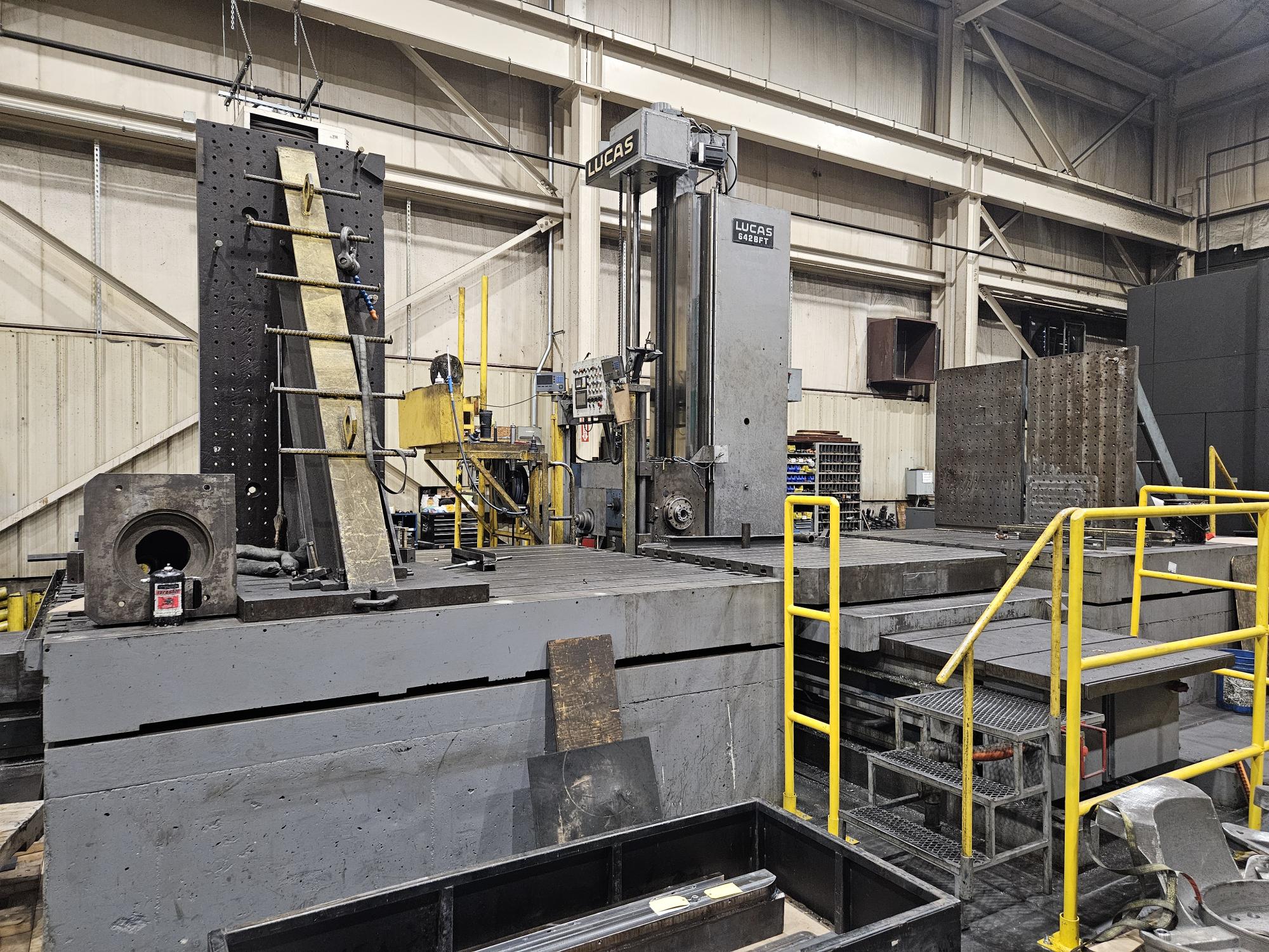 Lucas 642BFT Horizontal Boring Mill, 1973 - 4th Axis Rotary Table
