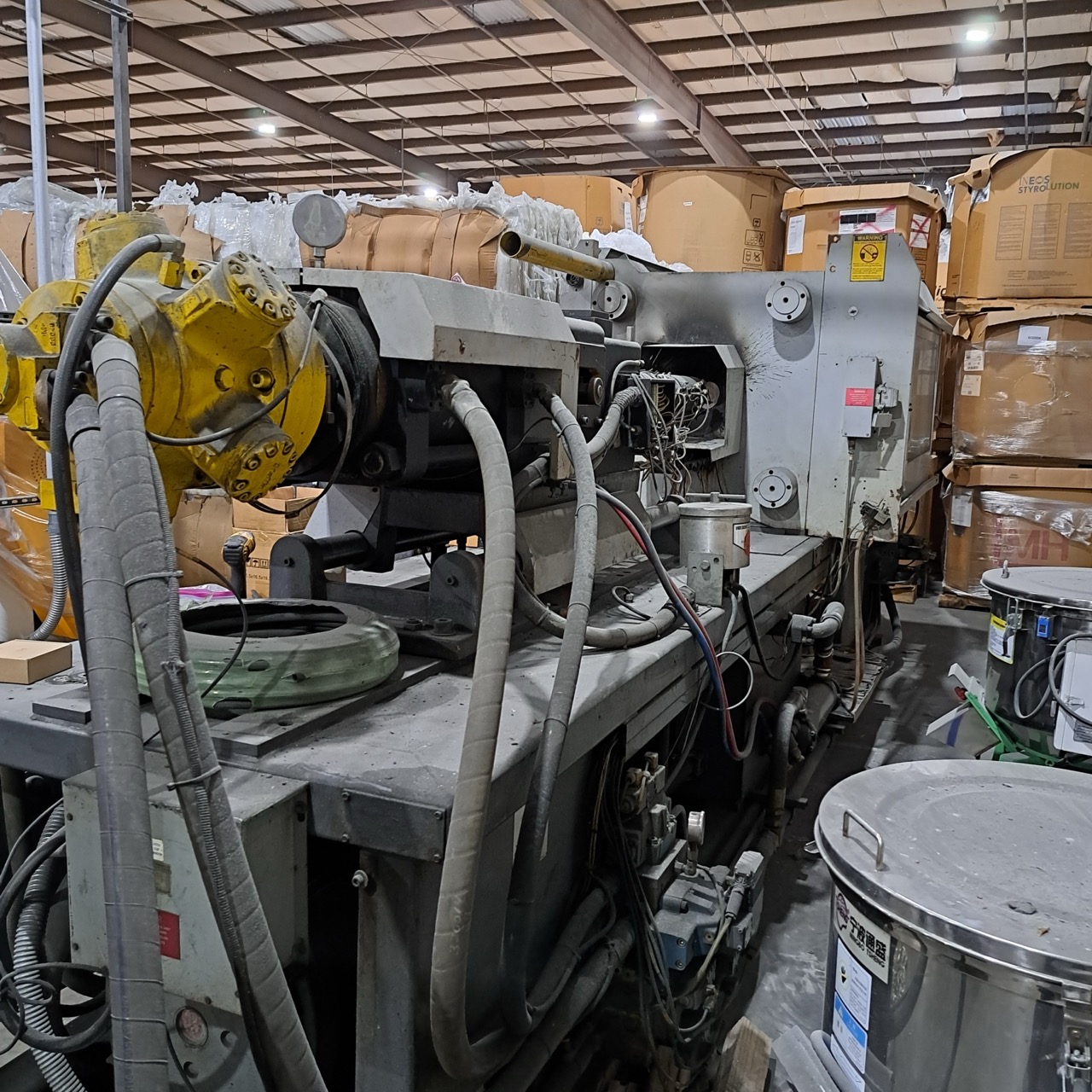300 Ton, 30 oz Van Dorn 300 RS-30F-HT Injection Molding Machine, 1993 - Image 5