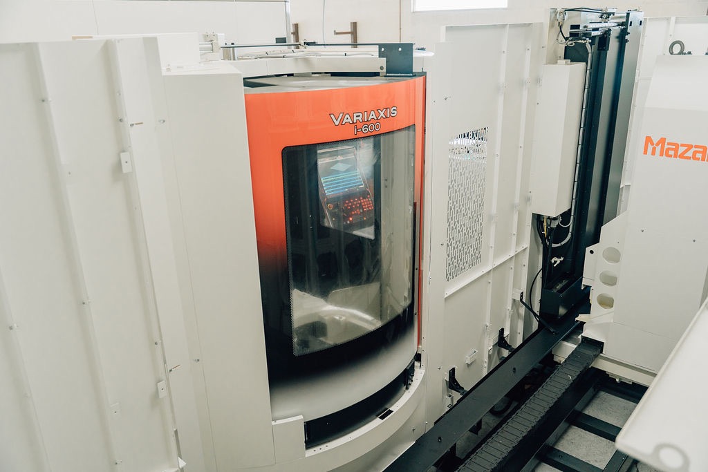 Mazak Variaxis i-600, 2022 - 5th Axis Trunion Table, TSC, 12 Pallet Pallet Tech System - Image 4