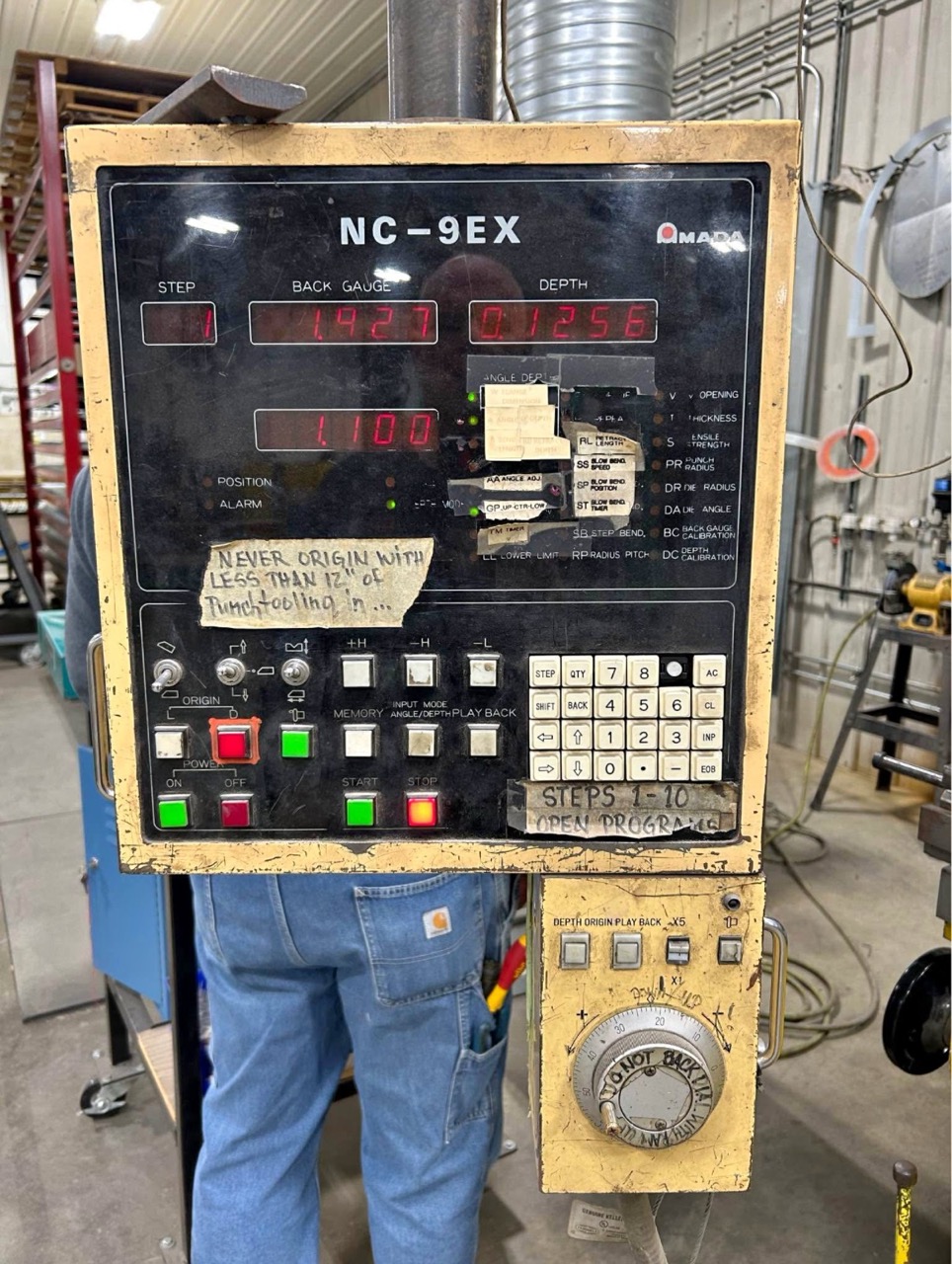 100 Ton x 10' Amada RG-100 Hydraulic Press Brake, 1984 - Image 9