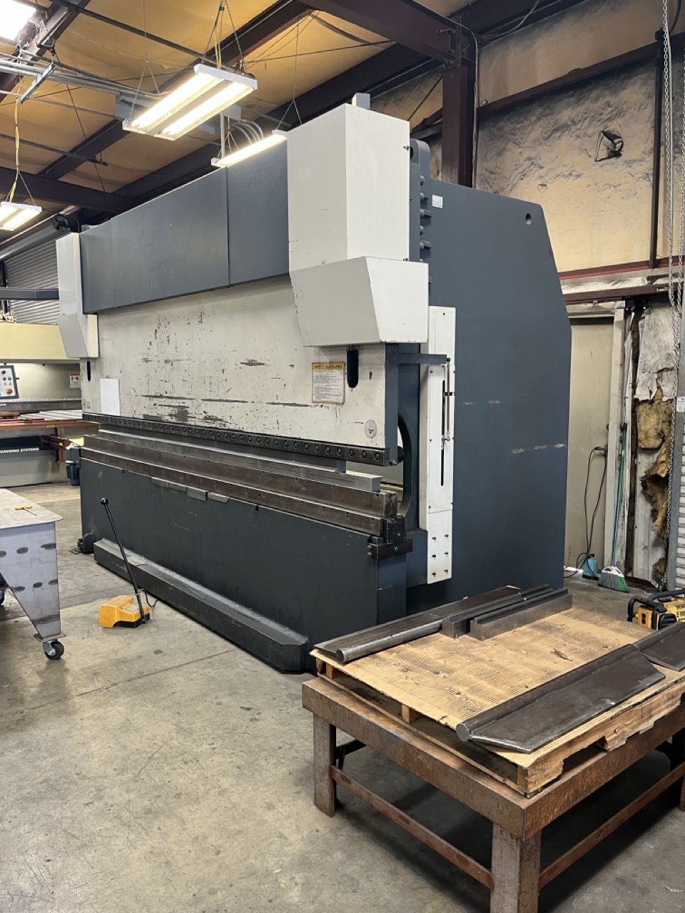 350 Ton x 14' Atlantic SRM35014 CNC Press Brake, 2003 - Single Axis Back Gauge