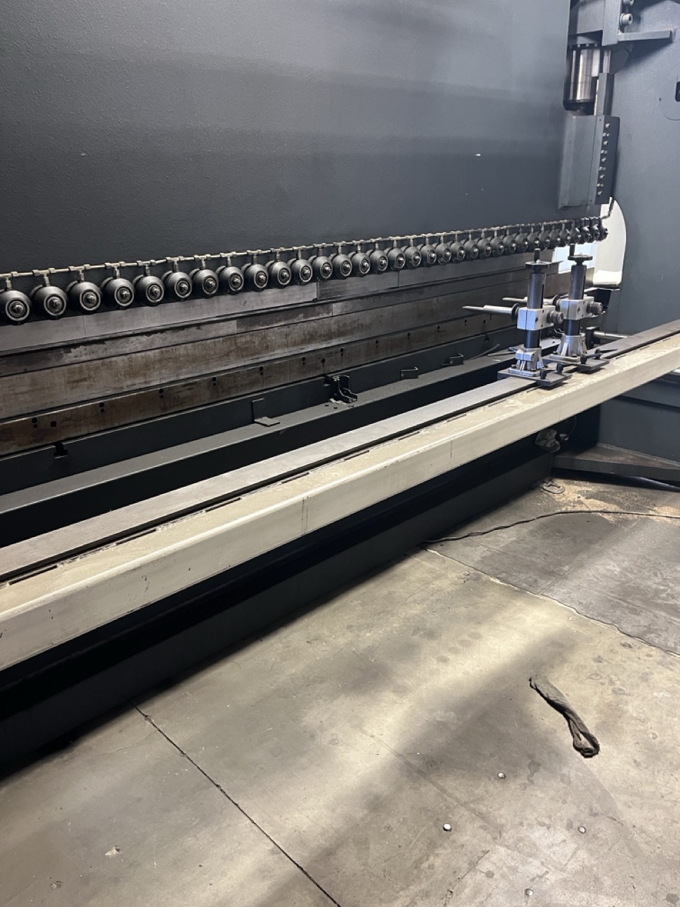 350 Ton x 14' Atlantic SRM35014 CNC Press Brake, 2003 - Single Axis Back Gauge - Image 7