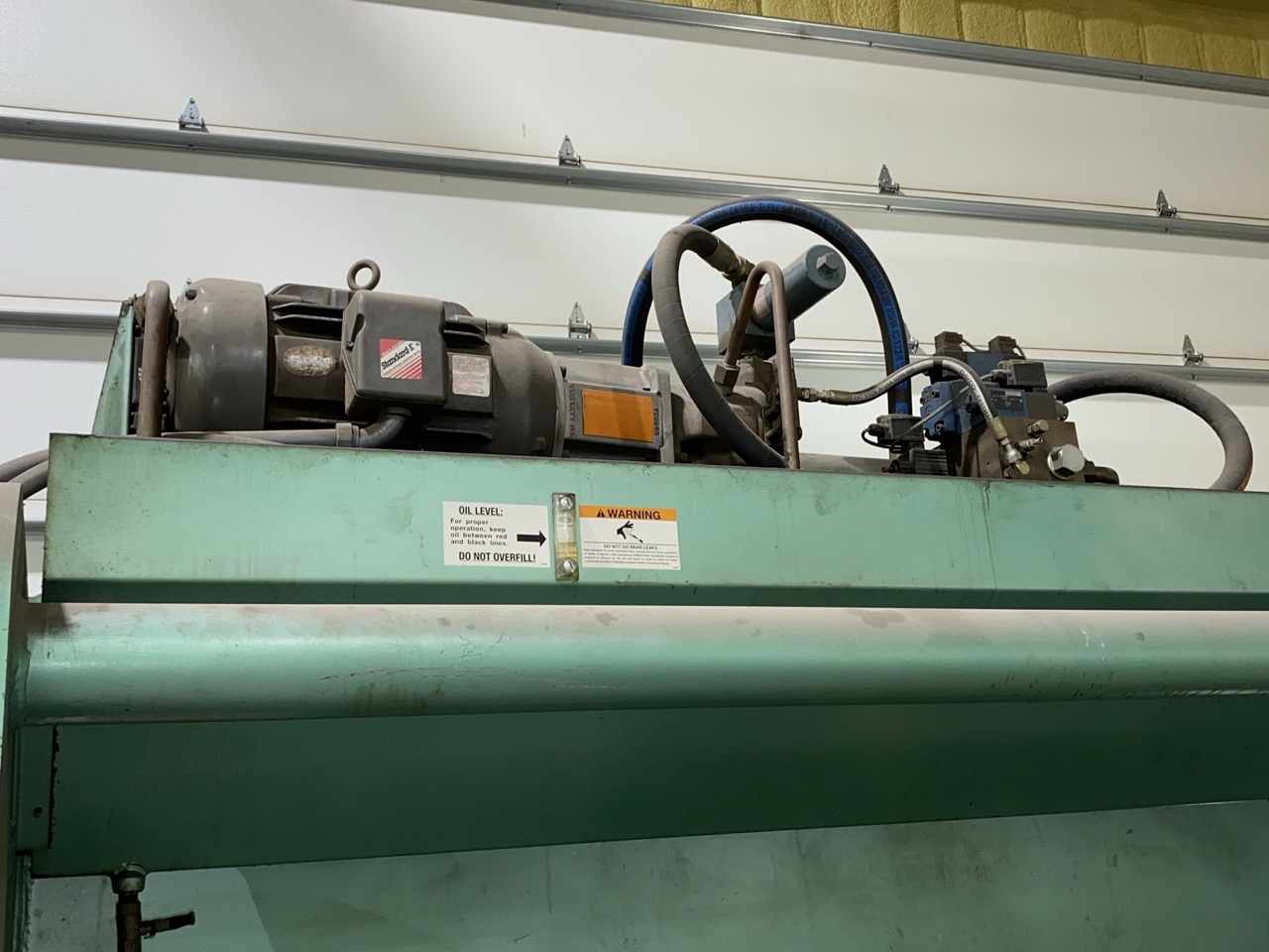 175 Ton x 12' Piranha CNC Press Brake 17512, CNC Backguage, Tooling Included - Image 20