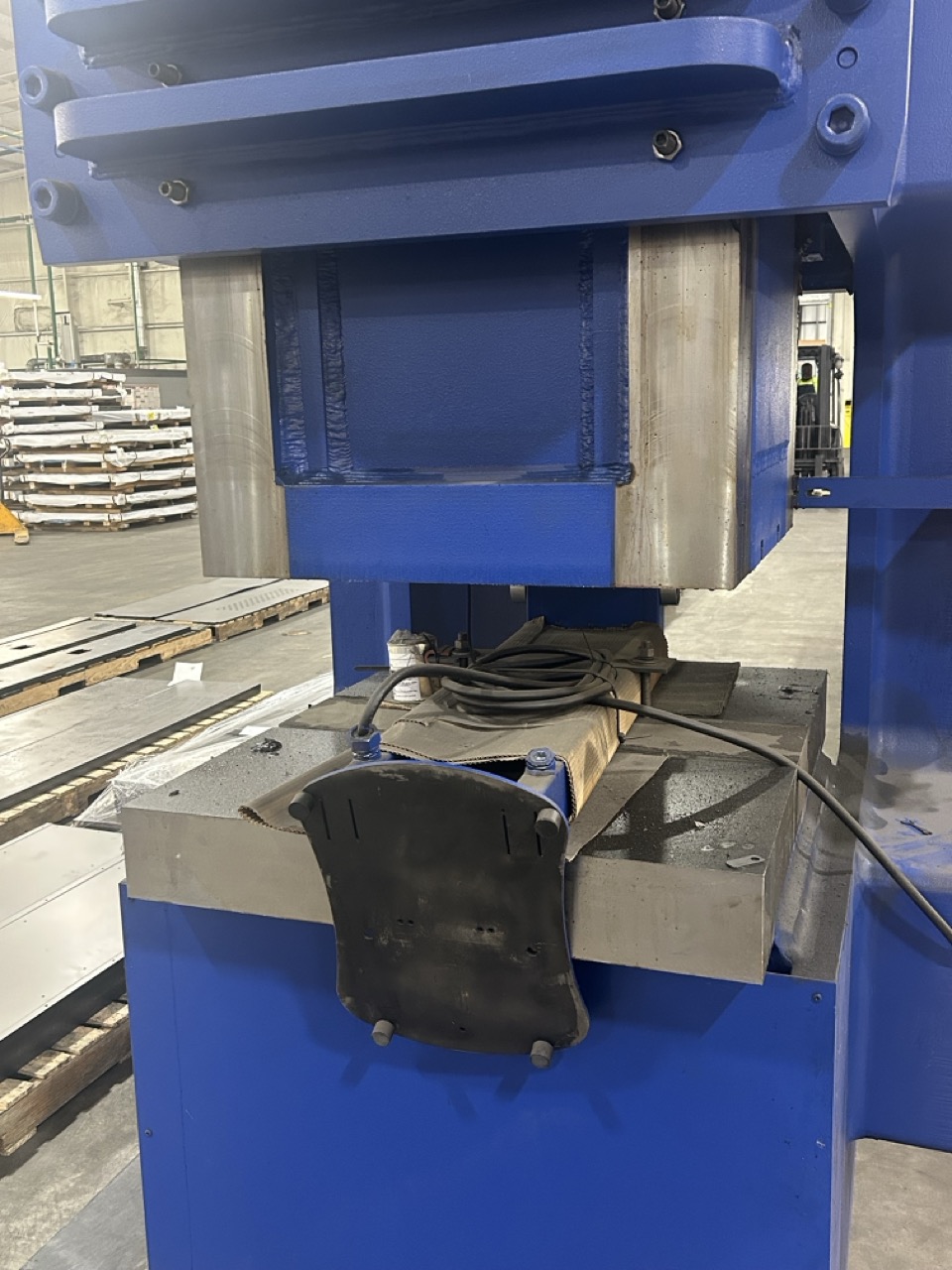 300 Ton Standard Industrial DC-300 Hydraulic C-Frame Press, 2022 - Never Used! - Image 6
