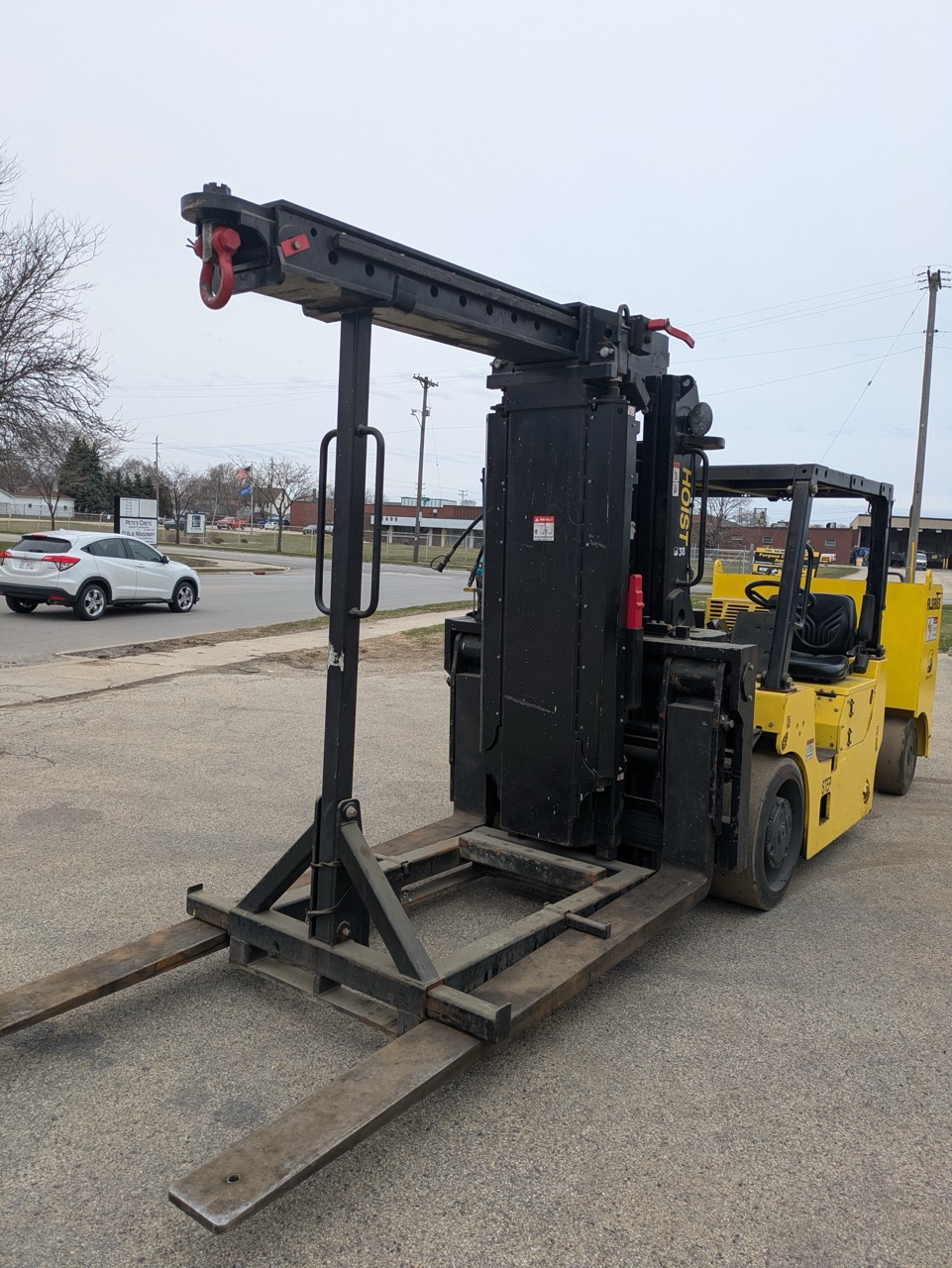 35,000lb Hoist Versalift Forklift, 2021 - Image 7