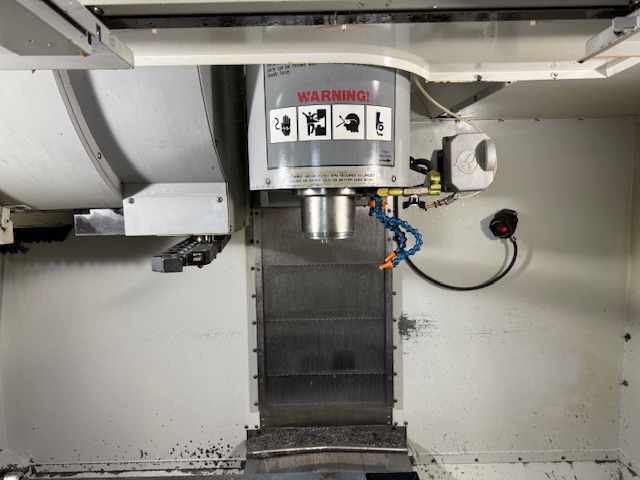 Haas VF-2SSYT VMC, 2006 - TSC, Probing, 4th & 5th Axis Ready - Image 3