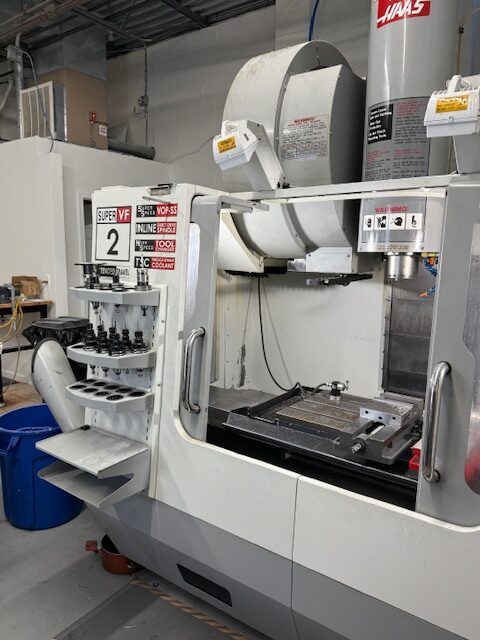 Haas VF-2SSYT VMC, 2006 - TSC, Probing, 4th & 5th Axis Ready - Image 9