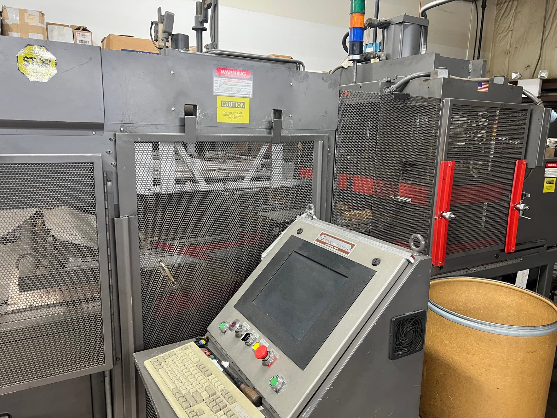 ZED SNT SKIN-N-TRIM HIGH-PRESSURE SKIN PACKAGING MACHINE – 2003 MODEL - Image 3