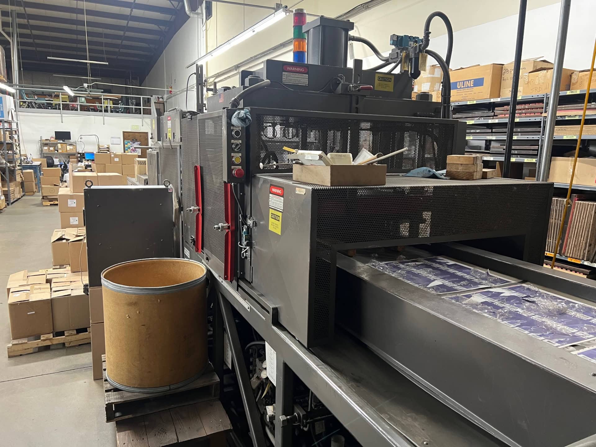 ZED SNT SKIN-N-TRIM HIGH-PRESSURE SKIN PACKAGING MACHINE – 2003 MODEL - Image 4
