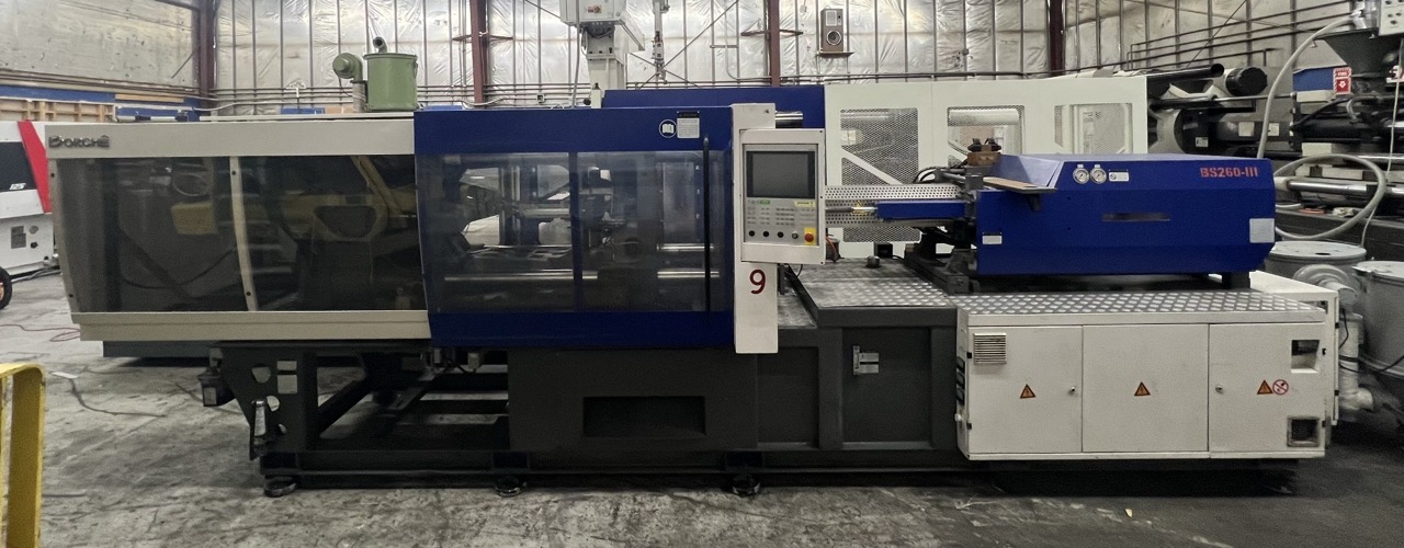 290 Ton, 28.3 oz Borche BS260-III Injection Molding Machine, 2014 - KEBA Controller