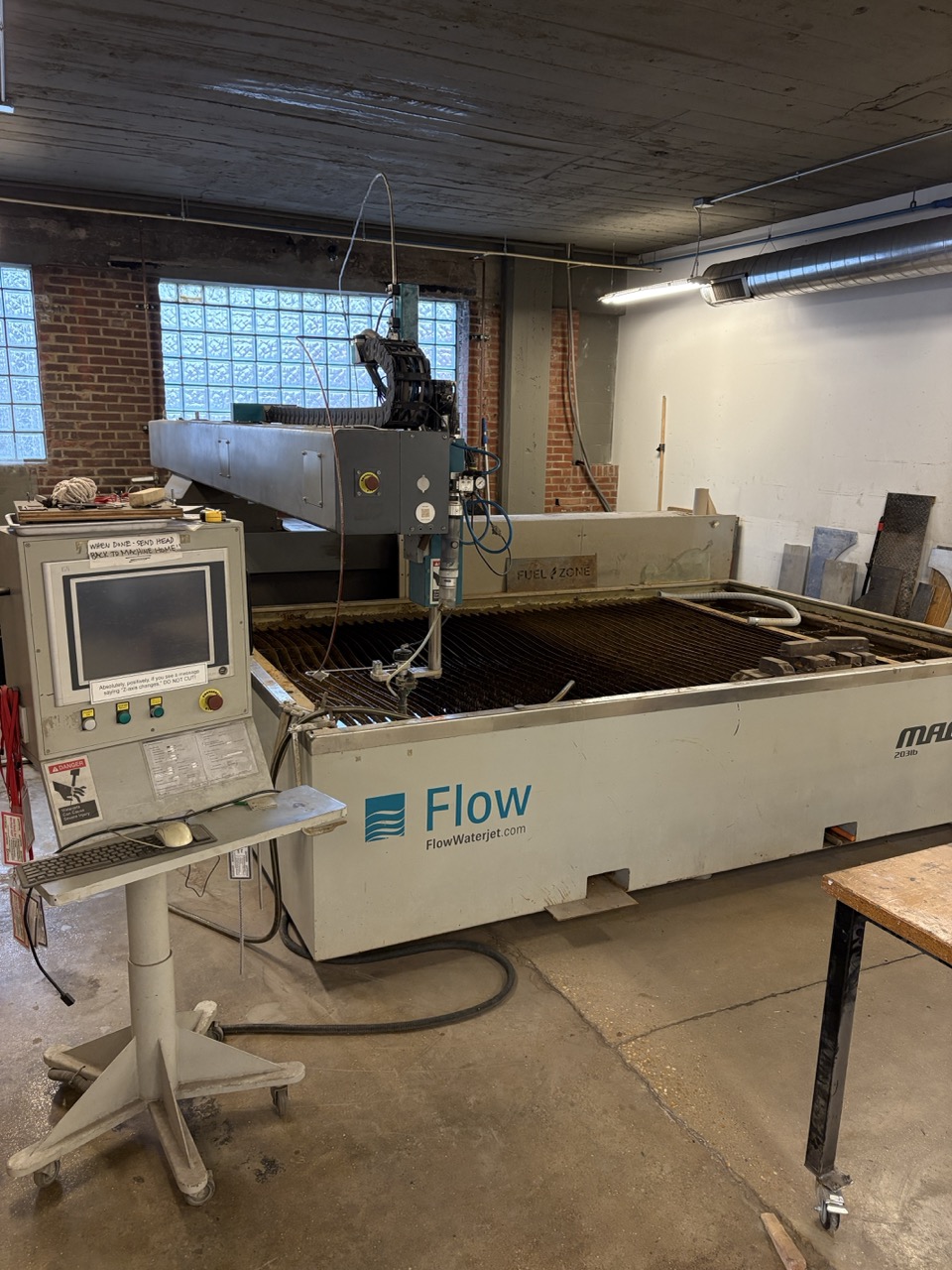 6.5’ x 10’ Flow Mach M2-3120B Waterjet, 2015 - 60,000 PSI