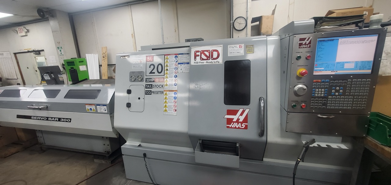 Haas SL-20T CNC Lathe, 2008 - Haas Servo Bar 300 Barfeed