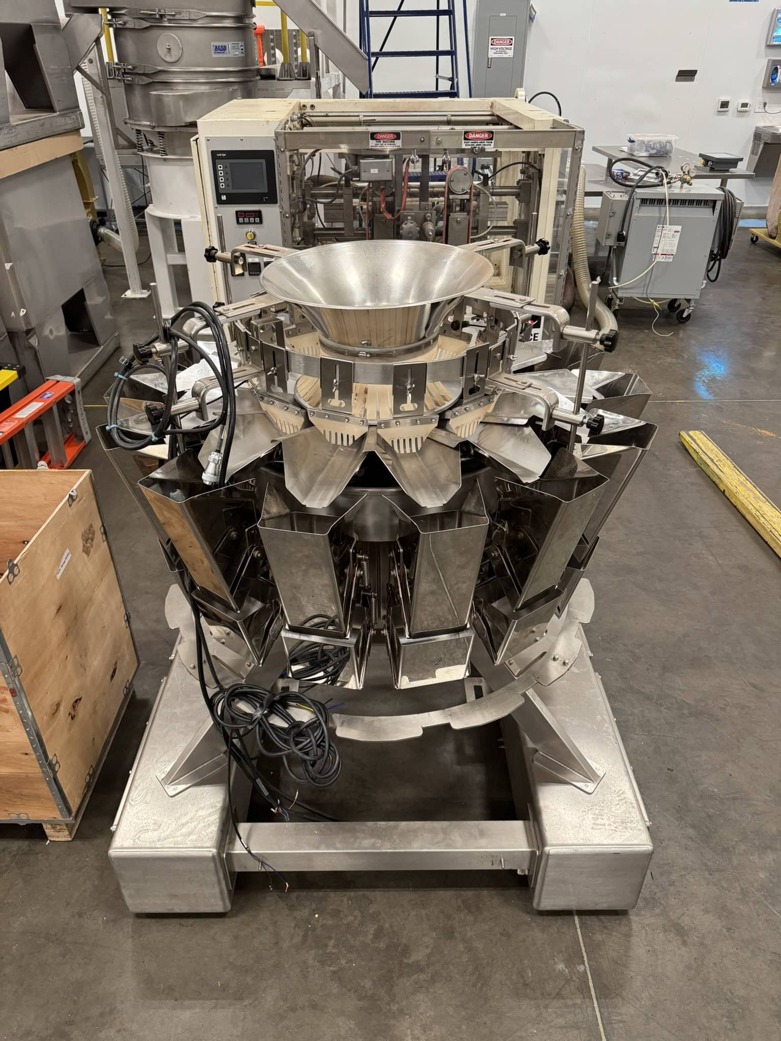 General Packaging Model 48 Vertical Form-Fill-Seal Machine with High Tek Scale - Image 2