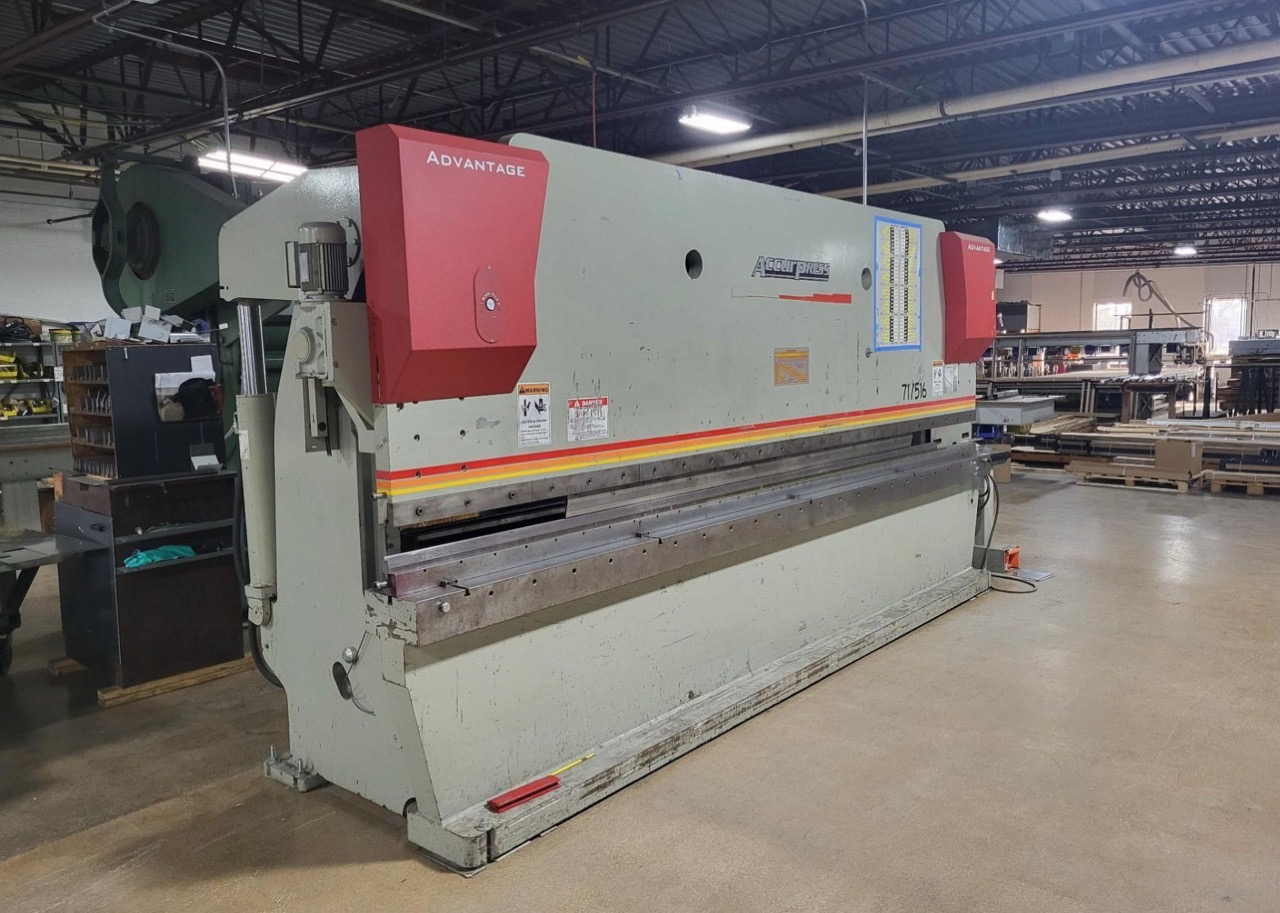 175 Ton x 16' Accurpress 717516 Advantage Hydraulic Press Brake, 2005 - Image 2