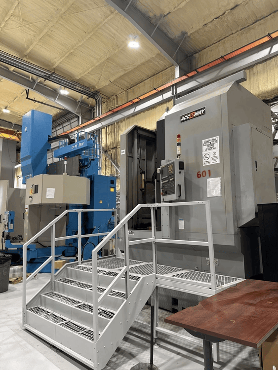 Accuway UV-100 CNC VTL, 2013 - Live Tooling, 40" Chuck, Fanuc Control, 1200 Cut Hours - Image 3
