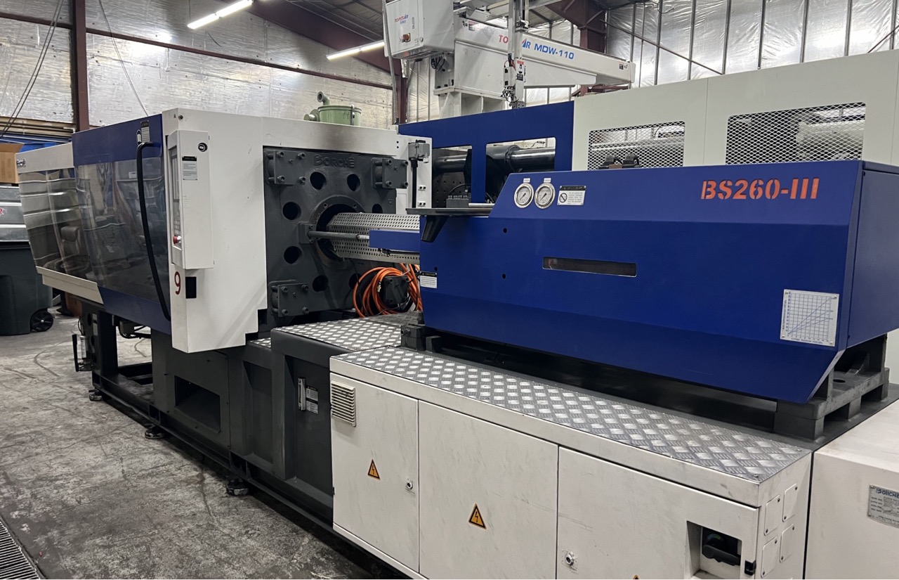 290 Ton, 28.3 oz Borche BS260-III Injection Molding Machine, 2014 - KEBA Controller - Image 4