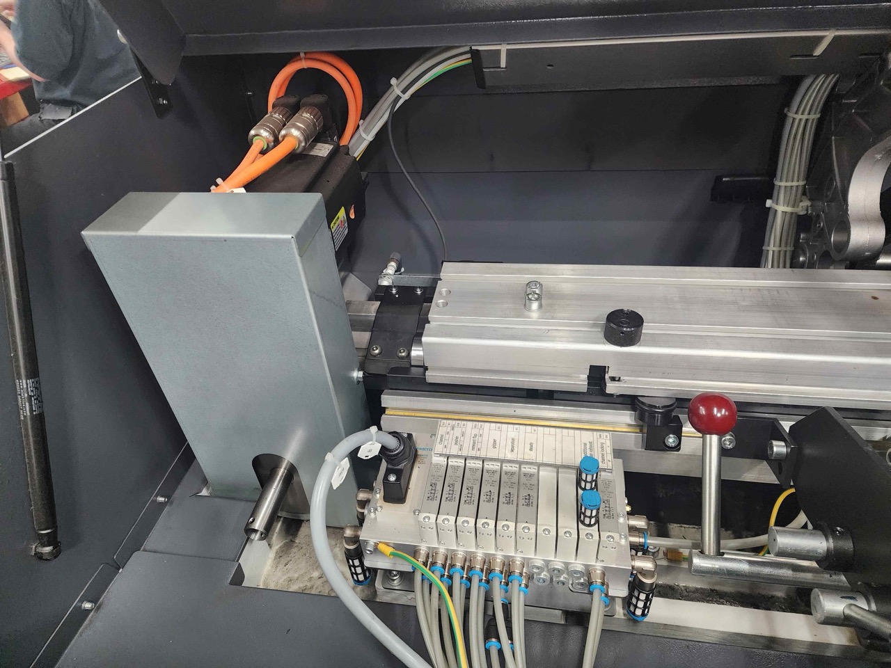 Edge FMB Turbo 5-55 Bar Feeder, 2018 - Like New - Image 5