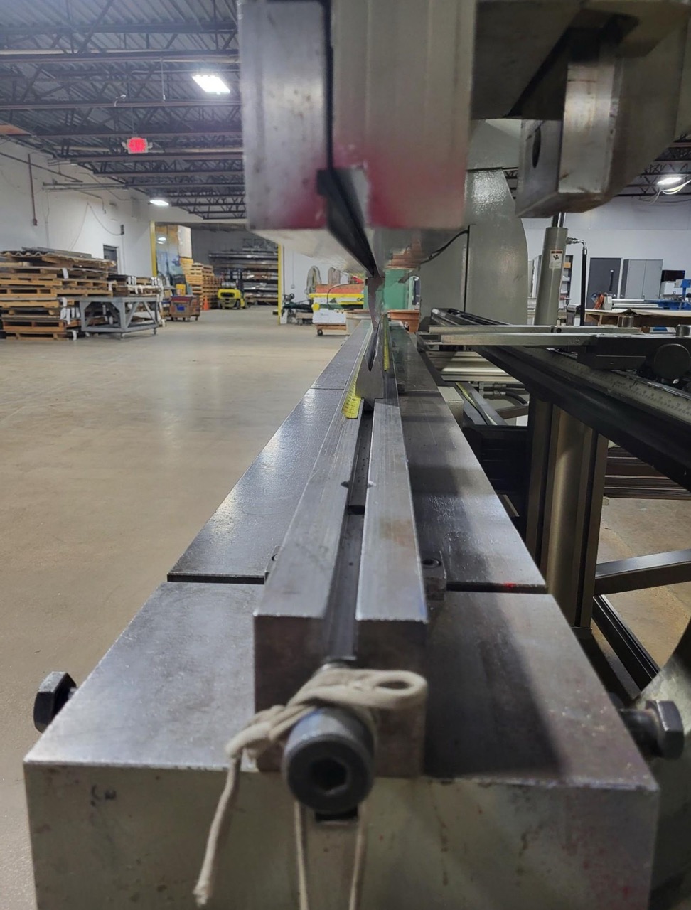 175 Ton x 16' Accurpress 717516 Advantage Hydraulic Press Brake, 2005 - Image 8