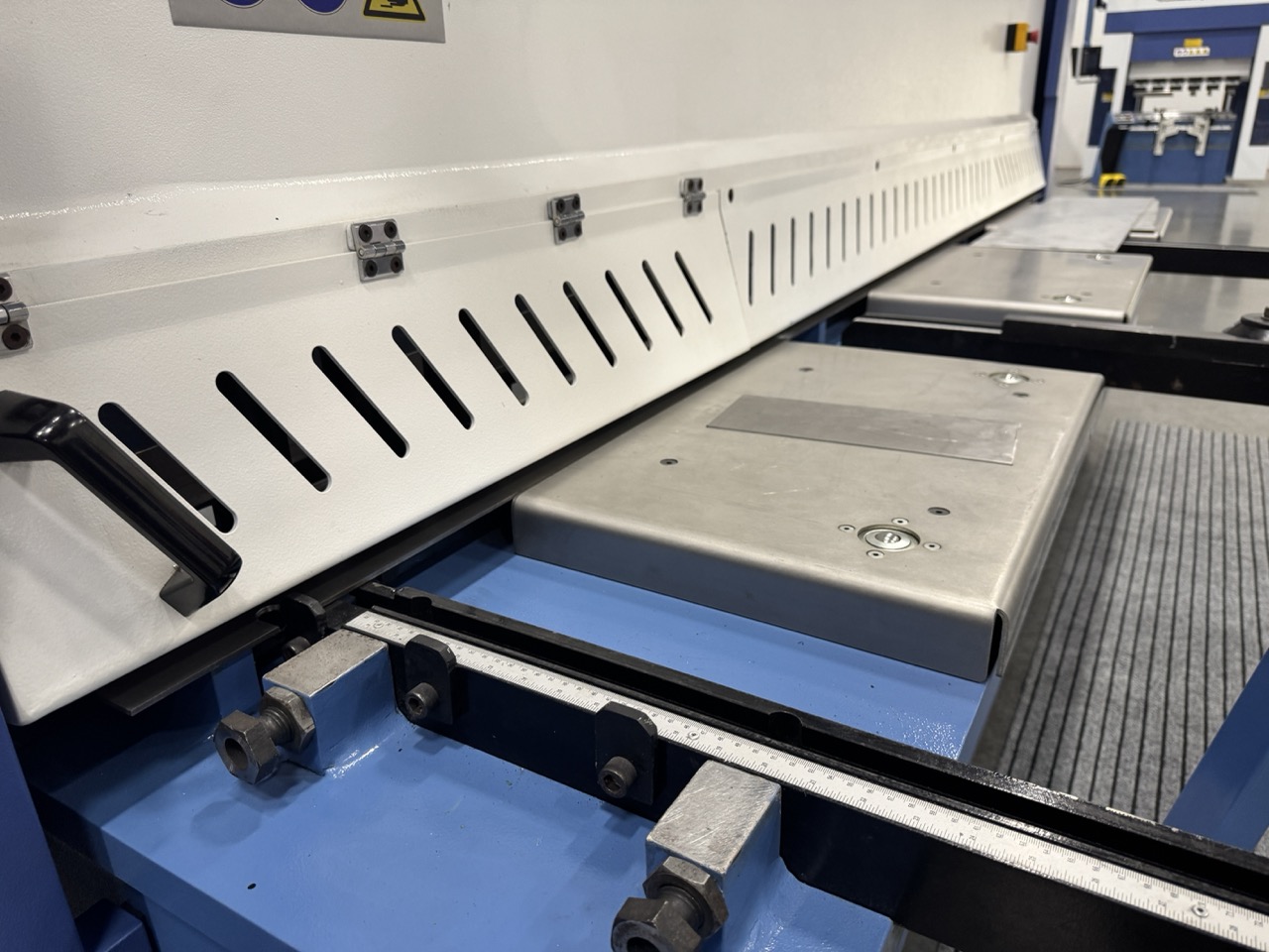 5/16" x 10' Otinus PRO SMO-3108-C8, Guillotine Shear, 2023 - Cybtouch-8 Control-Brand New, In Stock, Install & Training Included! - Image 5